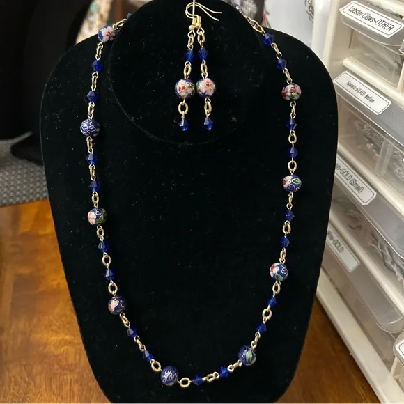 Elegant Blue and Gold Cloisonné Necklace and Earring Set - Picture 2 of 4